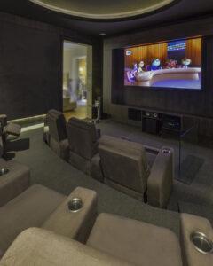 CINE